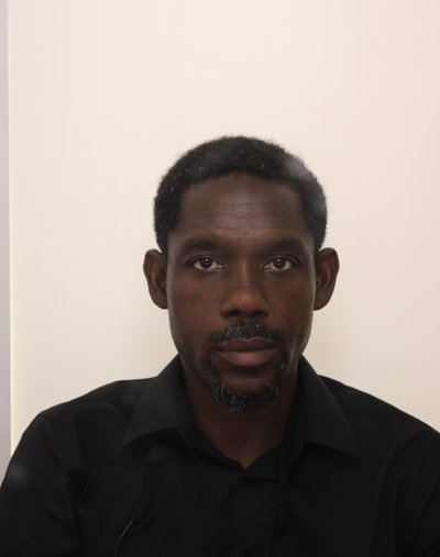 Olumide Holloway 